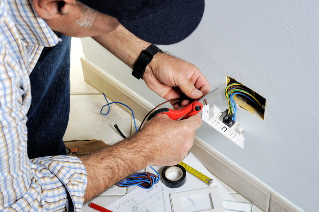 Electrician Gold Coast Costs
